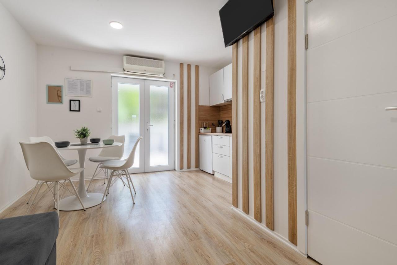 נאום Apartments Malalu מראה חיצוני תמונה